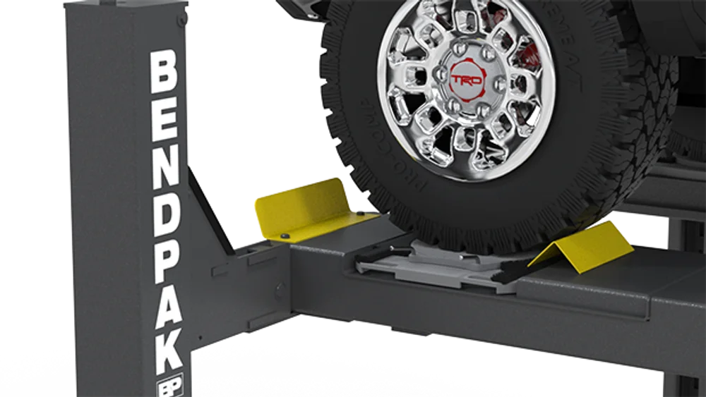 BENDPAK 14,000 LB. CAPACITY INCLUDES TURNPLATES AND SLIP PLATES